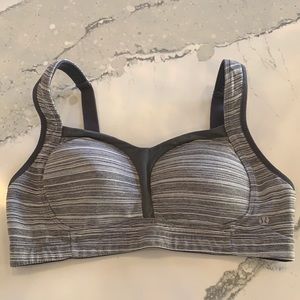 Lululemon supportive sports bra - 34 C